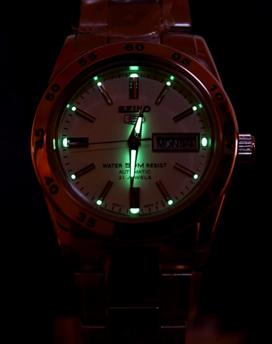 Seiko SYMG35K1 – luminiscence je velmi účinná.